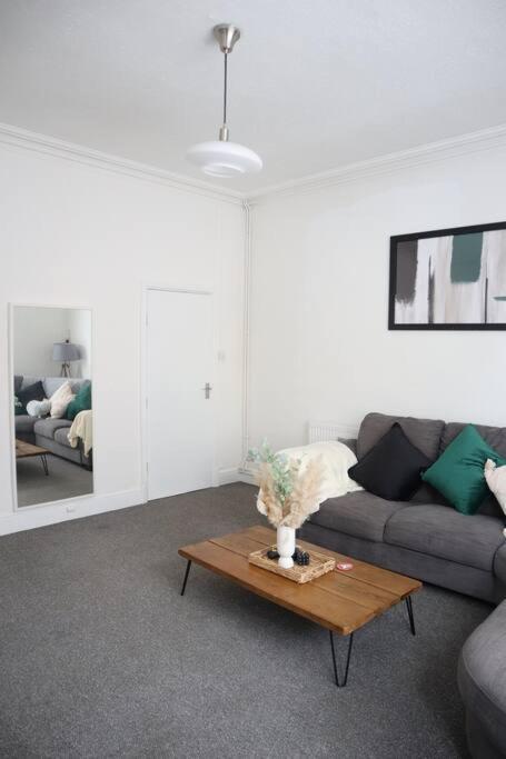 Spacious 1 Bedroom Apartment Leicester Kültér fotó